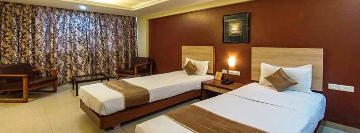 1983/Hotel Pearl - Kolhapur 11.jpg